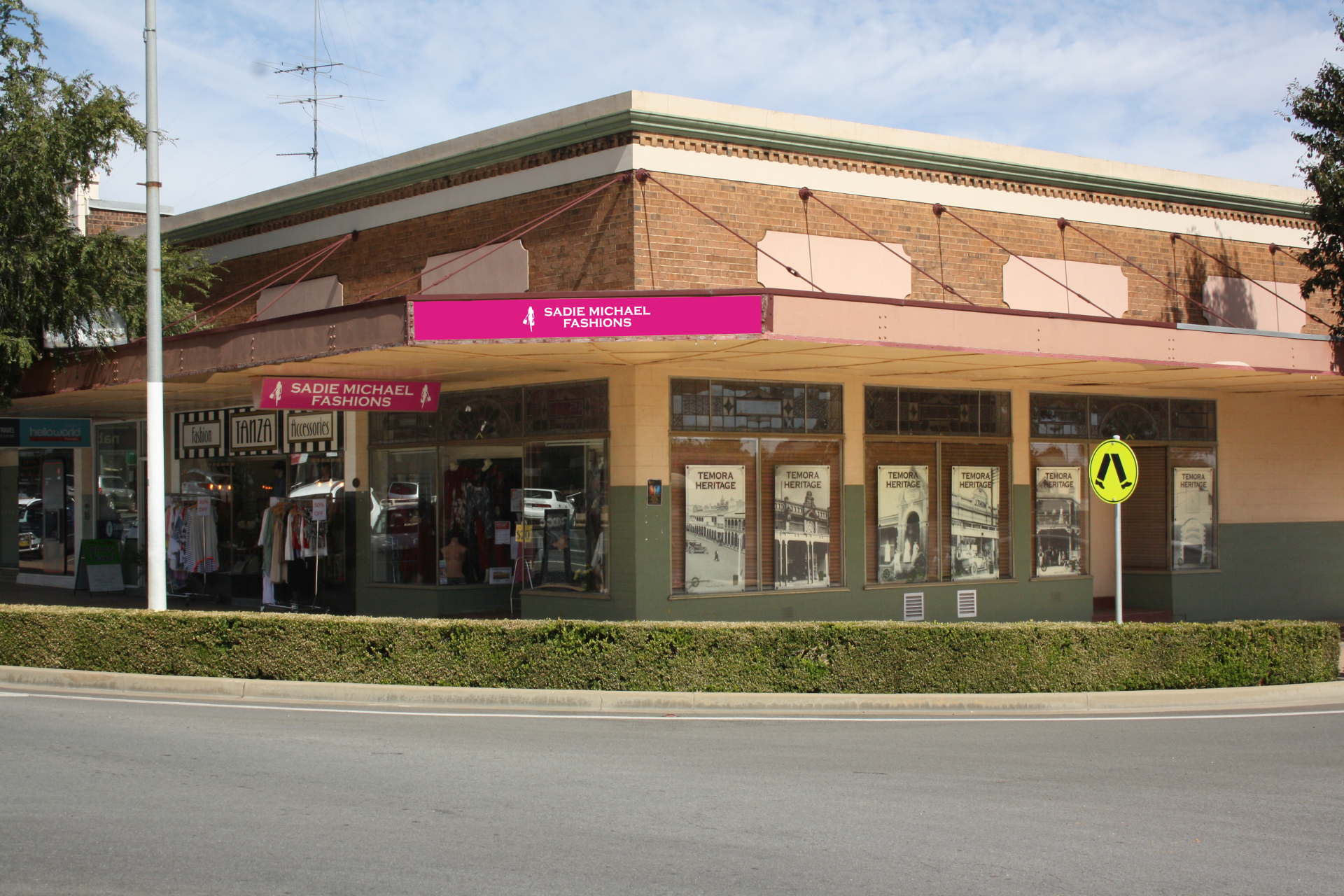 Sadie Michael Fashions store front at 192 Hoskins Street, Temora